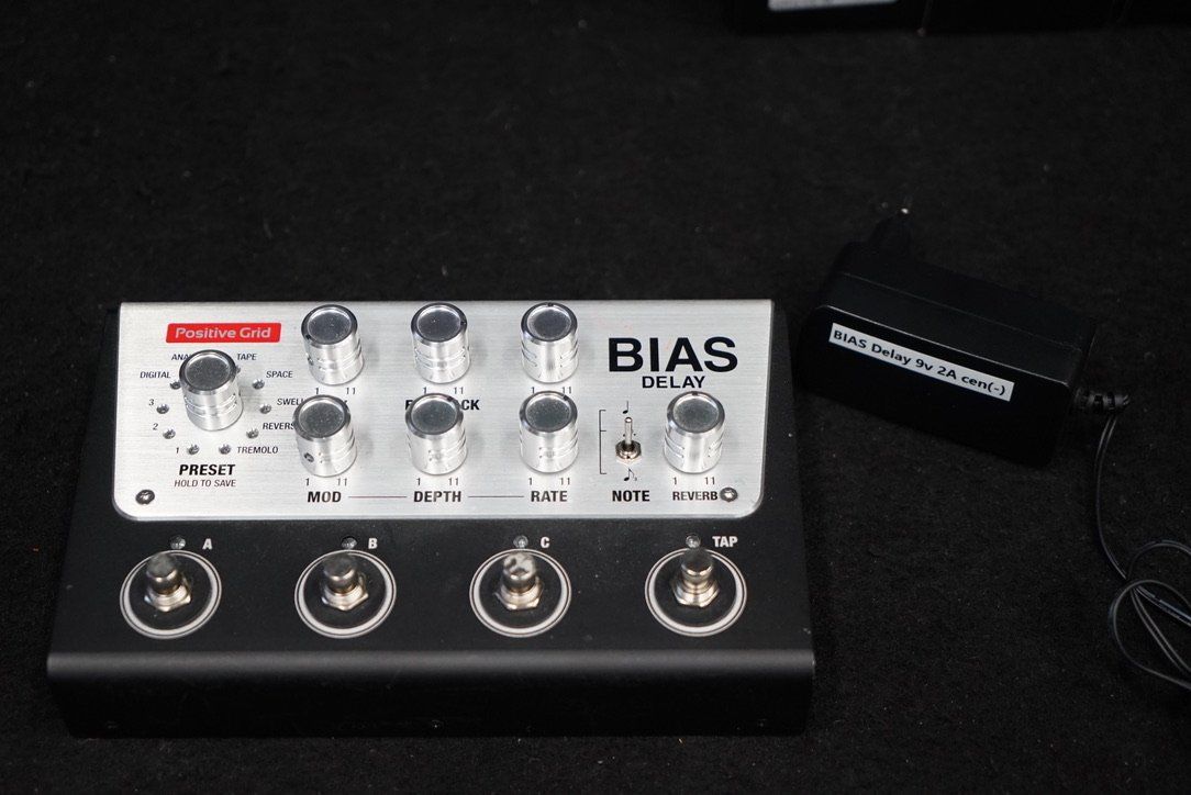 Instruments de musique: Positive Grid BIAS Delay Pro – D'occasion à Ortschwaben par Musictrade