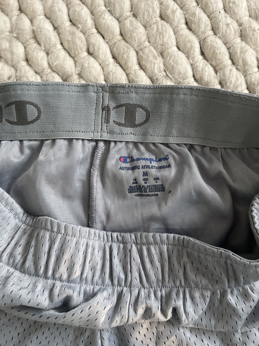 Champion Pantaloni: Champion Shorts Grau, Grösse M – Nuovo (secondo la descrizione) da Burgdorf venduto da Rico340 2
