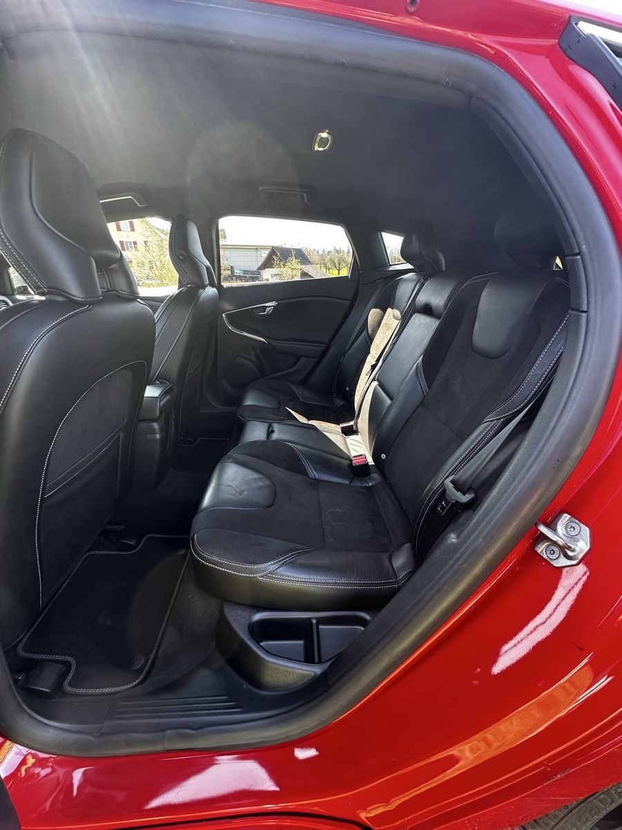 Volvo Automobili: Volvo V40 Sport 200 – Usato da Amlikon-Bissegg venduto da buerkin 5