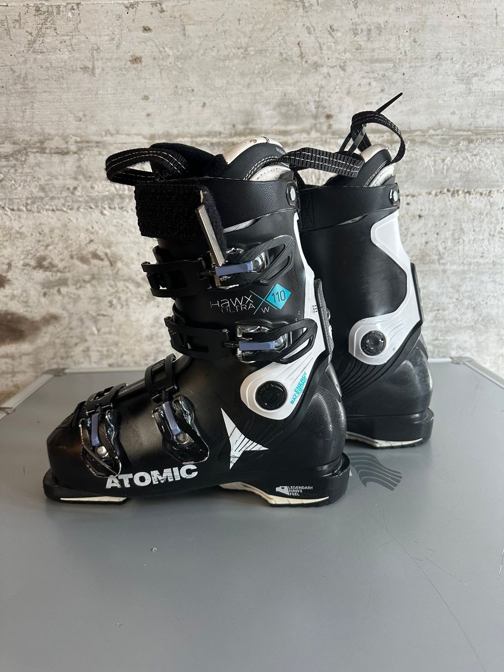 Atomic Herrenschuhe: Atomic Skischuhe 26 / Gr. 40 – Gebraucht aus Emmenbrücke von karkarkar 2