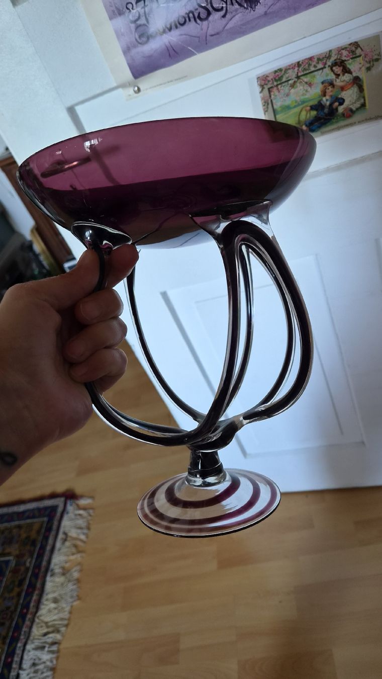Bicchieri: Fuss-Schale Glas Amethystfarben Durchmesser ca 21 cm – Usato da Kölliken venduto da Upcycling-by-Mc-TAM 6