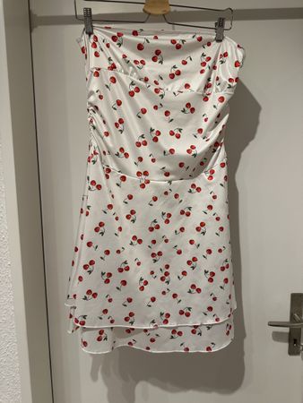 Sommerkleid weiss mit Kirschen trägerlos kurz Grösse L