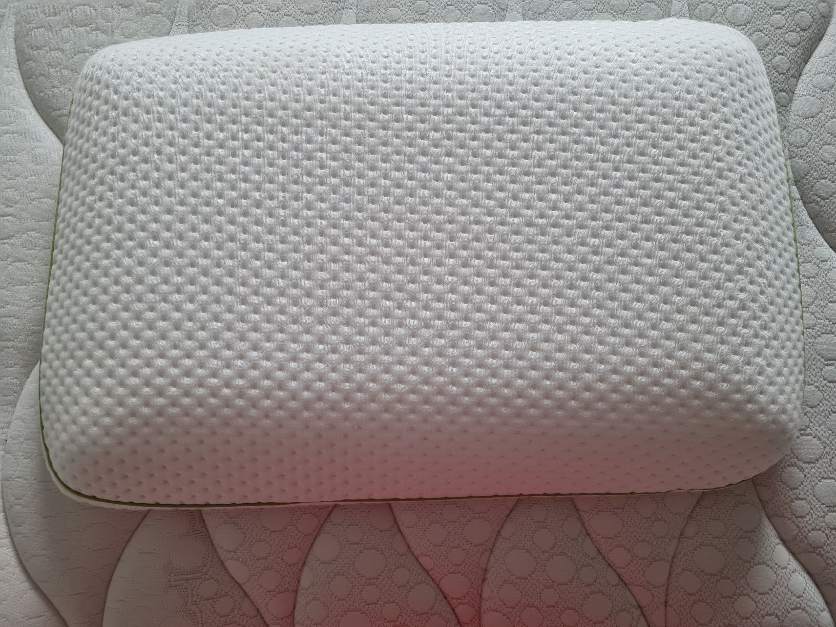 Kissen: Tencel Kinderkissen – Neu (gemäss Beschreibung) aus Gommiswald von Iviea