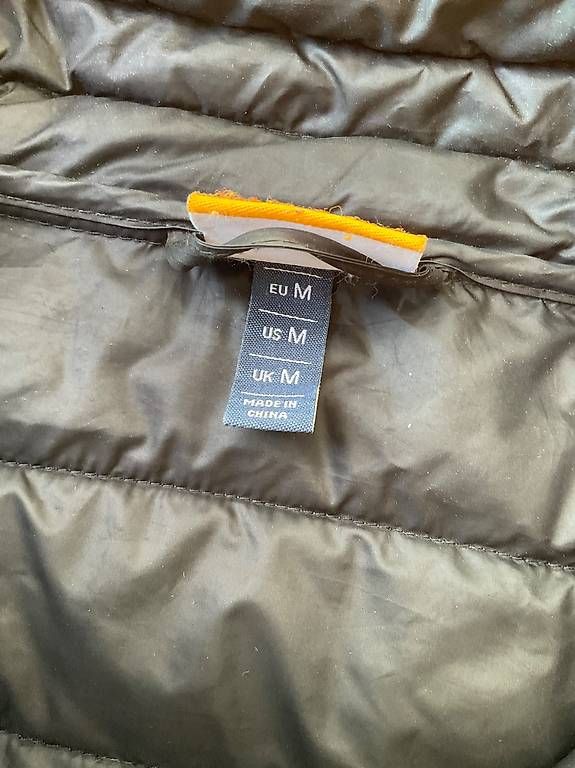 Ellesse Giacche: Ellesse Jacke – Usato da huttwil venduto da care.b 1
