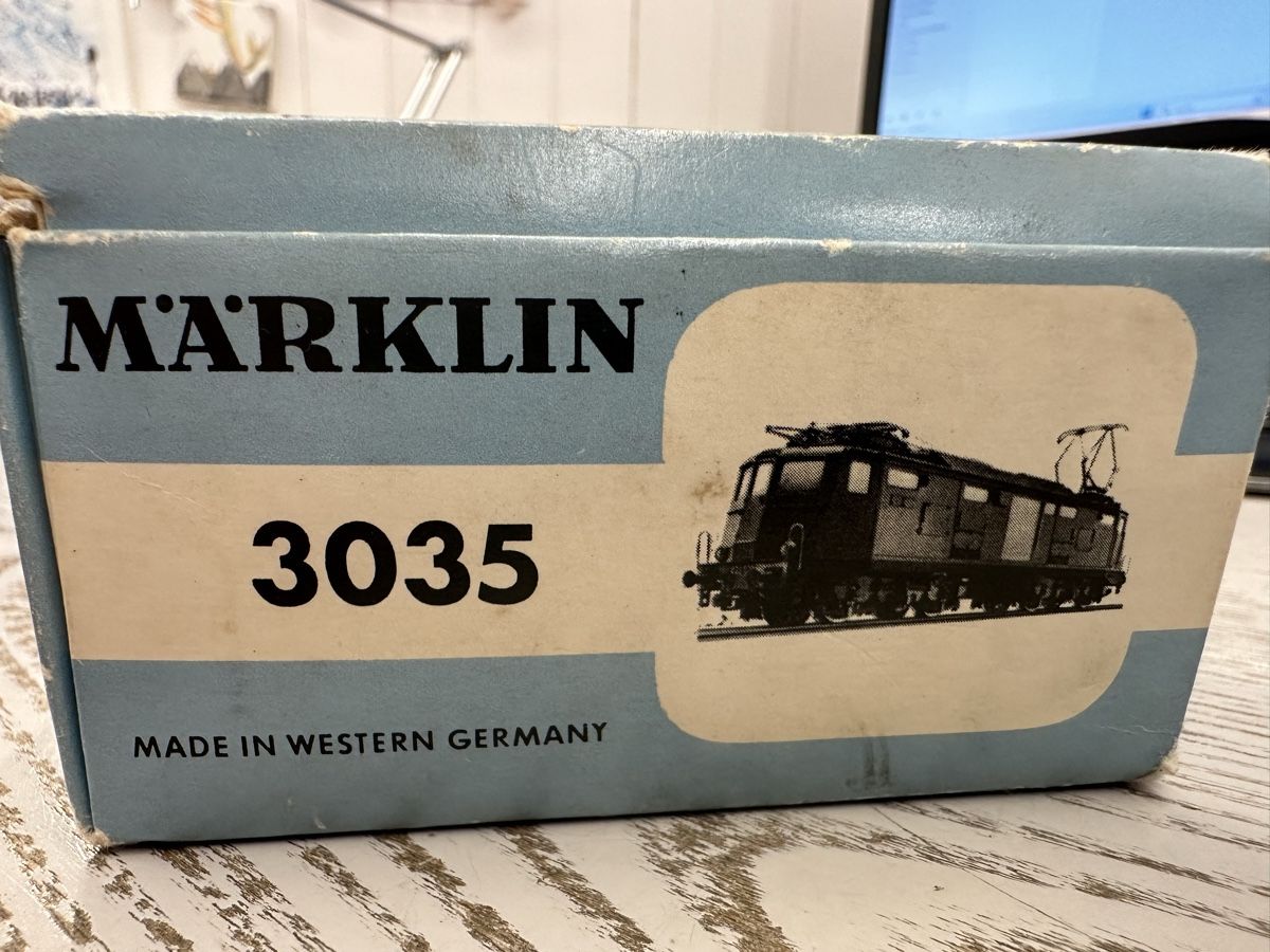 Märklin Modelleisenbahnen: Märklin 3035 FS BR 424 Breda OVP – Gebraucht aus Lupsingen von New-Haven 8
