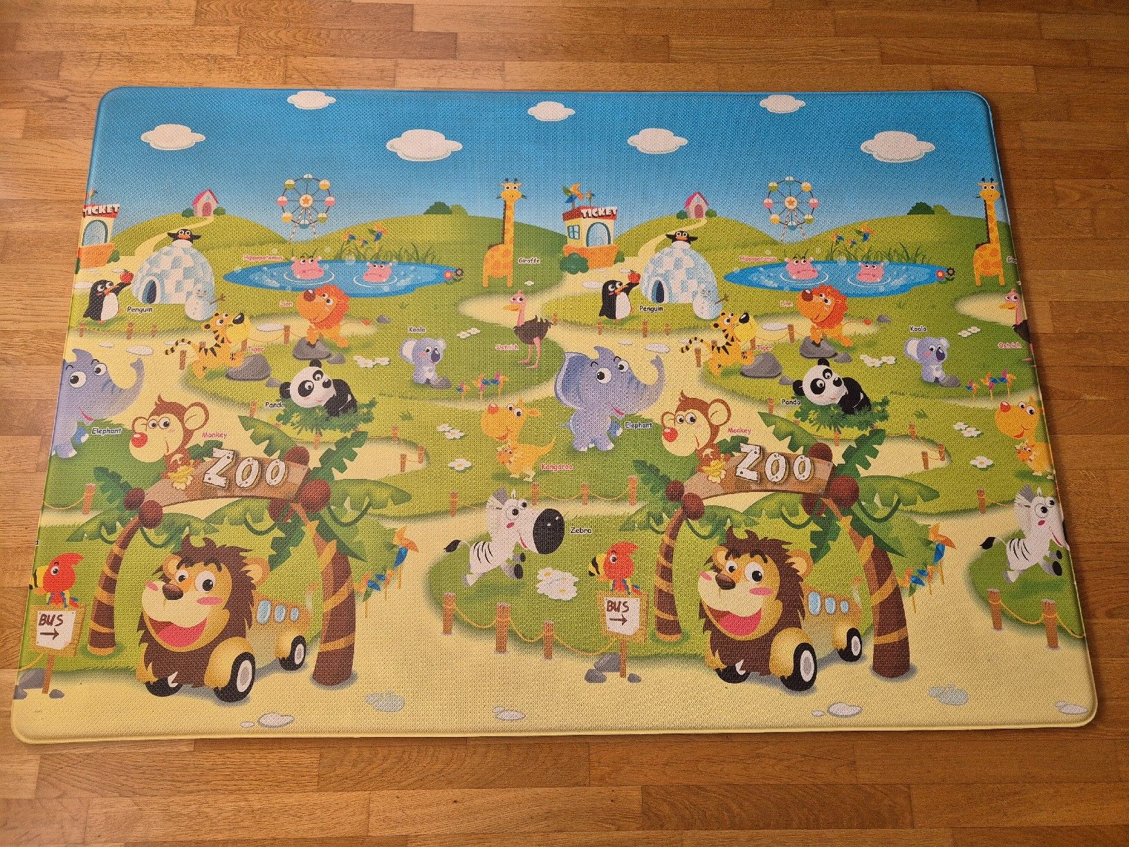 Tapis de jeu: Dwinguler Spielmatte 190cm x 130cm – D'occasion à Jona par Mimimi87 1