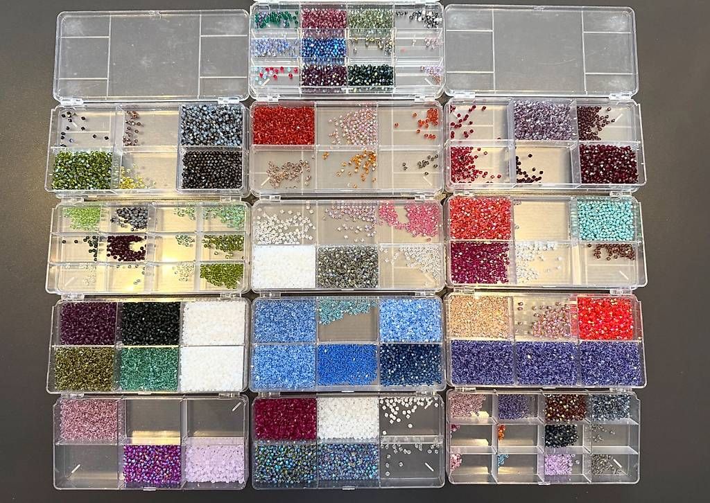 Perle (finte): SWAROVSKI lot de perles en Crystal – Nuovo (secondo la descrizione) da Goumoens-la-Ville venduto da SandieF 1