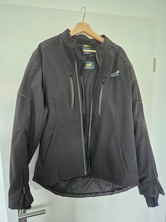 Giacche: Töff Jacke – Usato da Jegenstorf venduto da Glasi100