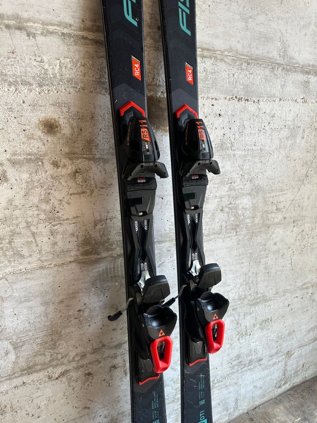 Fischer Sci: Fischer Curv DTI Ski 150cm 2025 – Usato da Emmenbrücke venduto da karkarkar 2