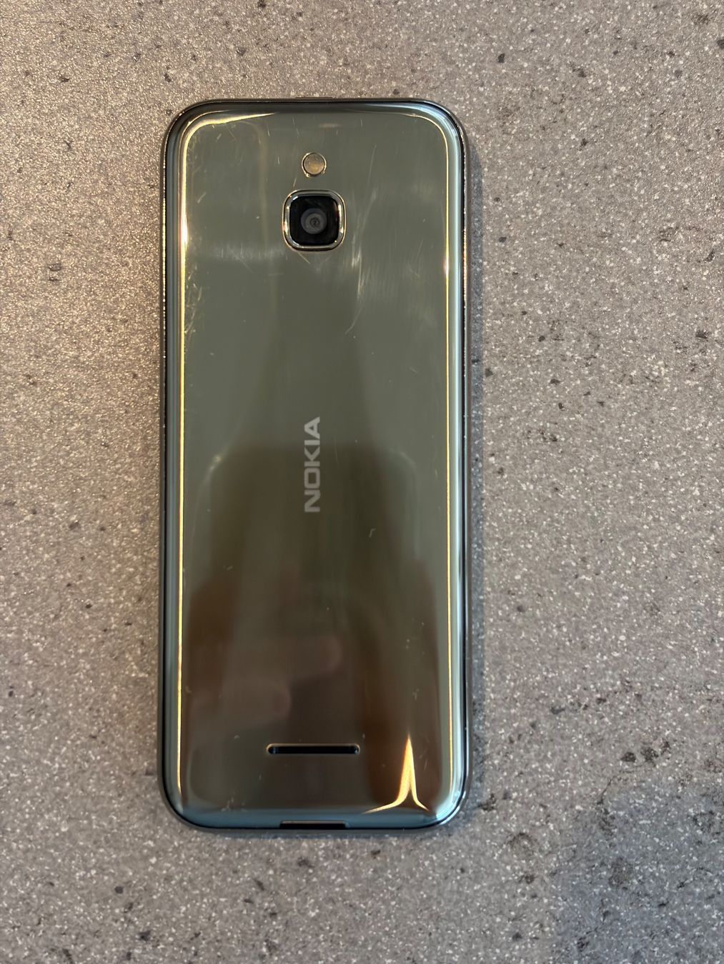Nokia Handys / Smartphones: Nokia 8000 4G – Gebraucht aus Stalden (Sarnen) von akath 4