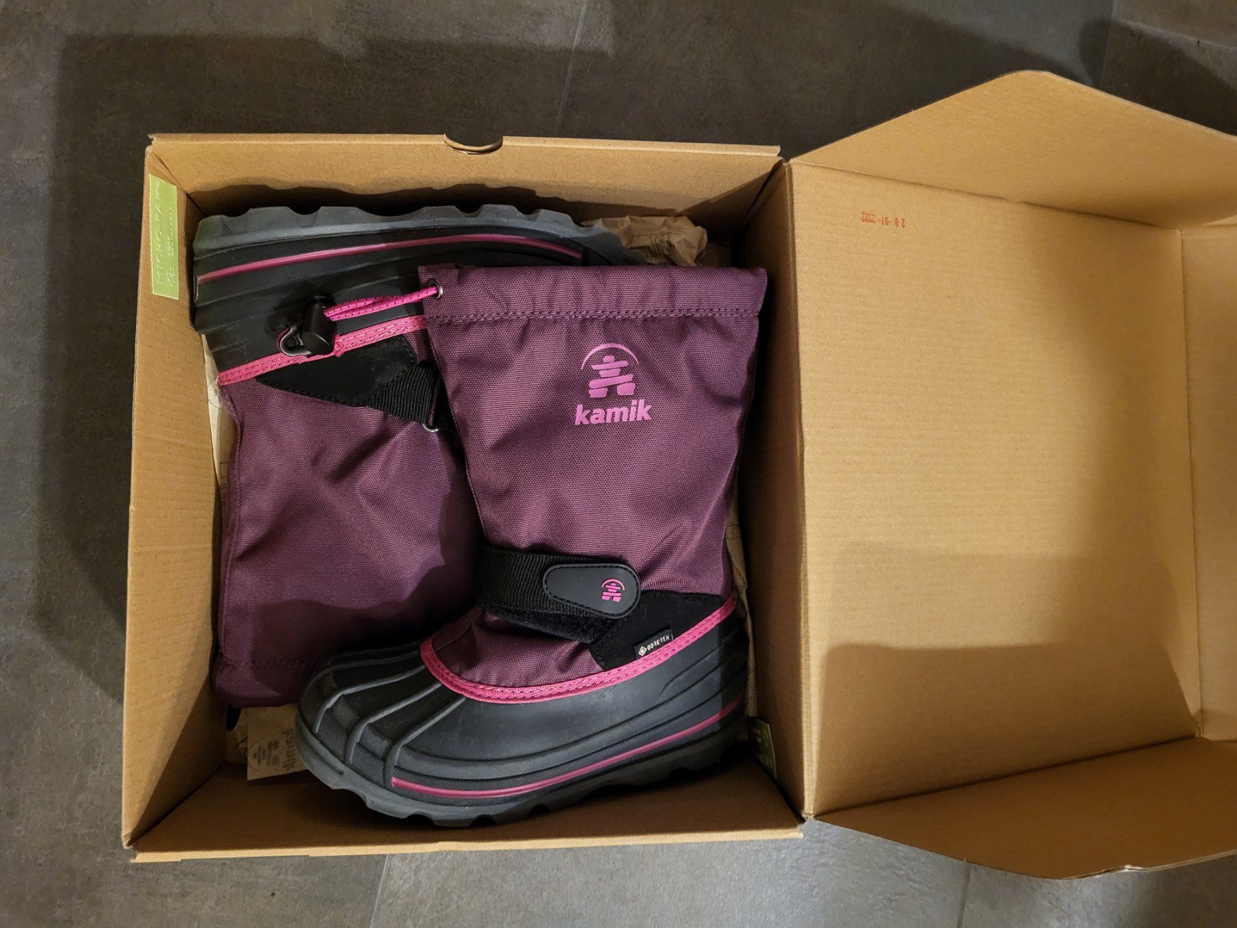 Kamik Scarpe per ragazzi: Kamik Waterbug Winterstiefel Grösse 30 – Usato da Madetswil venduto da Feigen81 4
