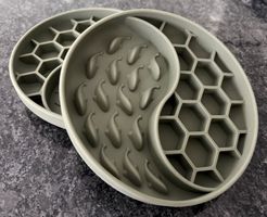 2x Slow Feeder / Schleckmatte für den Hund von TIAKI