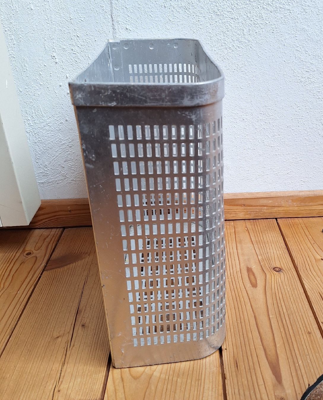 Cestini per rifiuti: SBB Abfalleimer/Aschenbecher – Usato da Züberwangen venduto da Christine55 4