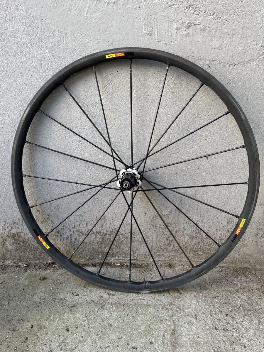 Mavic Pièces détachées: Mavic roue arrière Ksyrium SR  – D'occasion à Lausanne par LucienR3000