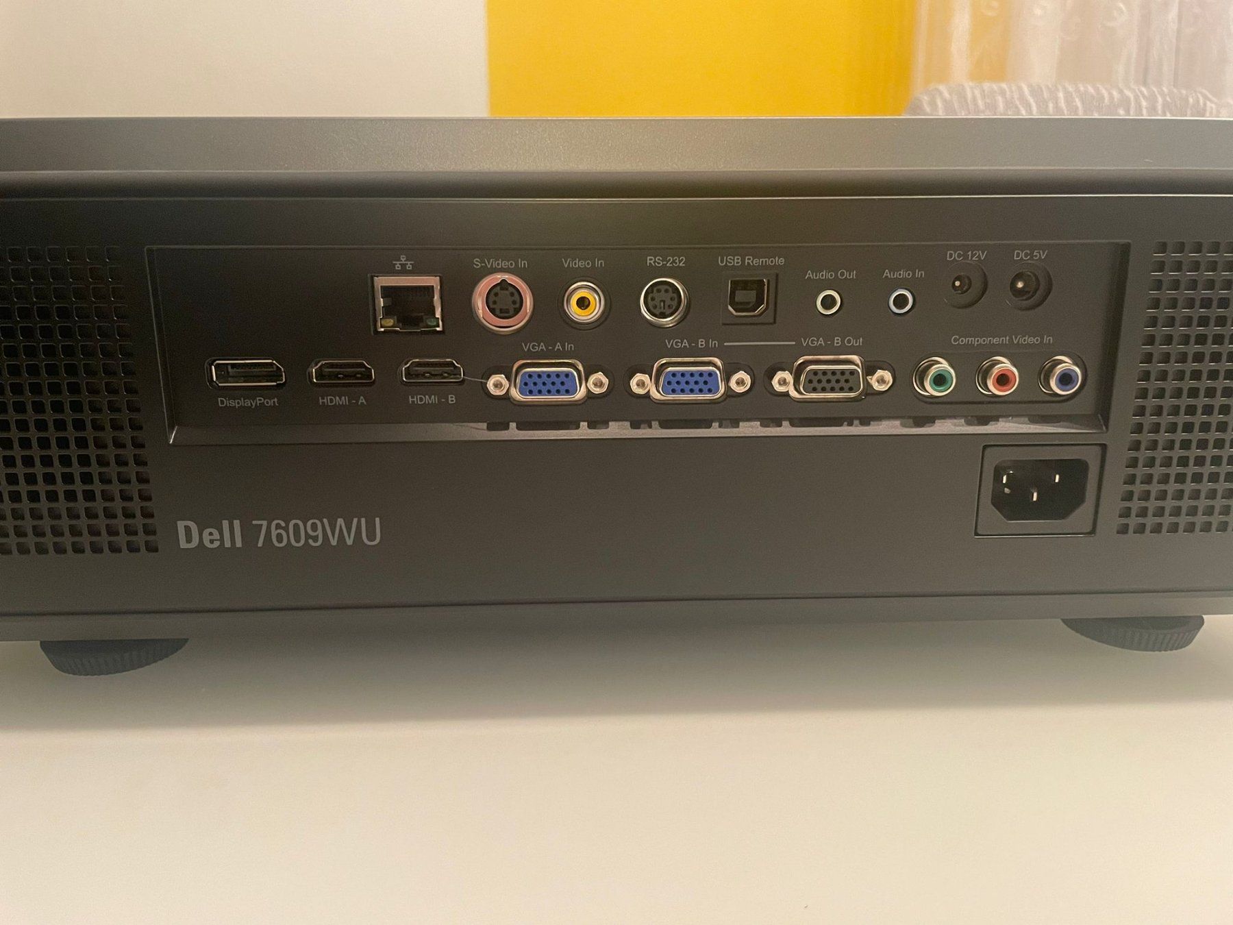 Dell Proiettori: Dell 7609WU Projektor HDMI – Usato da Turgi venduto da Motmed_Official 2