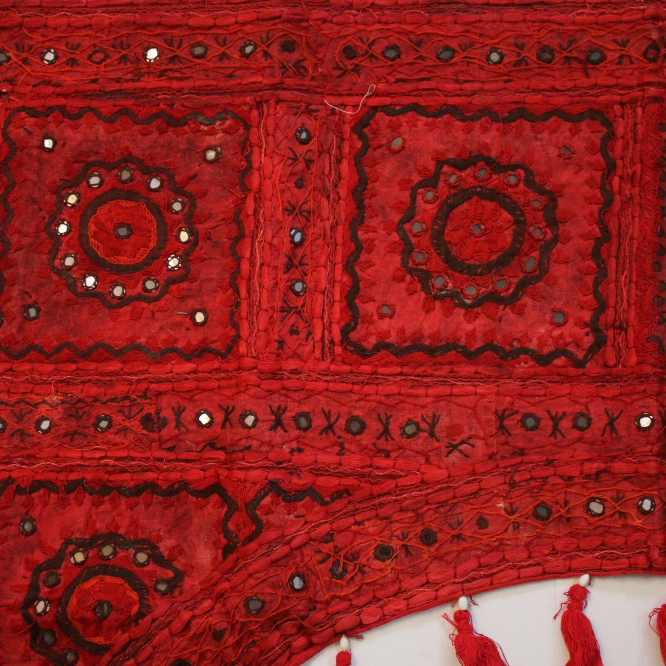 Tende: Patchwork Türbehang Thorang  Patchwork Rot Baumwolle Indien – Nuovo e nell'imballaggio originale da Bad Salzdetfurth venduto da Weltenbummler-Shop 2