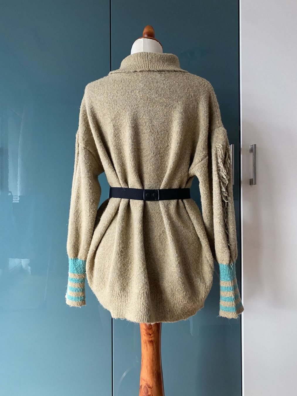 Maglioni & Felpe: beiger Pullover freie Größe Damen - sehr warm – Usato da Duebendorf venduto da Alexandertreyer 4