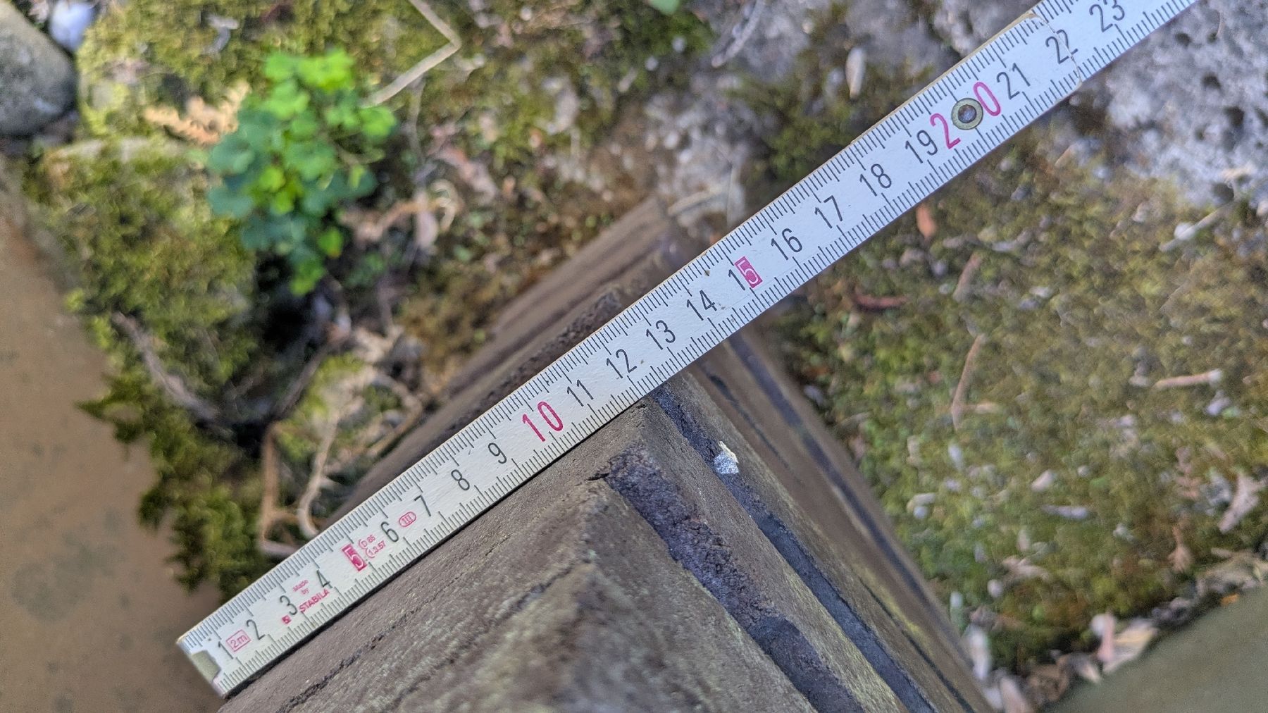 Pietre & tegole: Schamottsteine – Usato da Birmensdorf ZH venduto da extrachrome 2