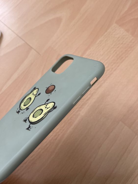 Apple Portables: iPhone 11 Hülle mit Avocado – Neuf (Voir description) à Diepoldsau par Sonne14 2