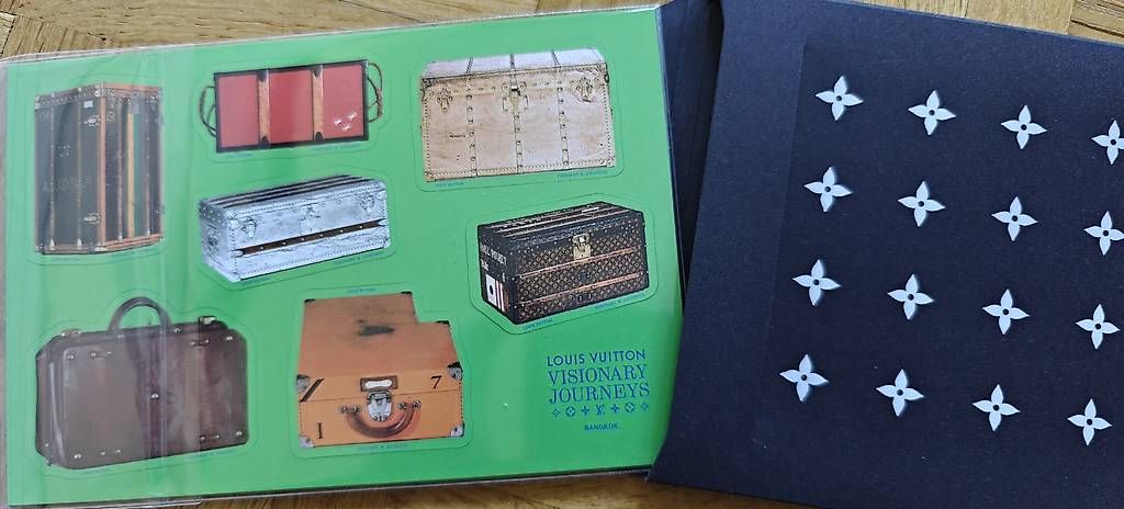 Libri: Souvenirs LV exposition Bangkok  – Usato da Versoix venduto da C0sm0p0l1t4n 1