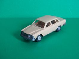 Volvo 264 von Wiking 1/87