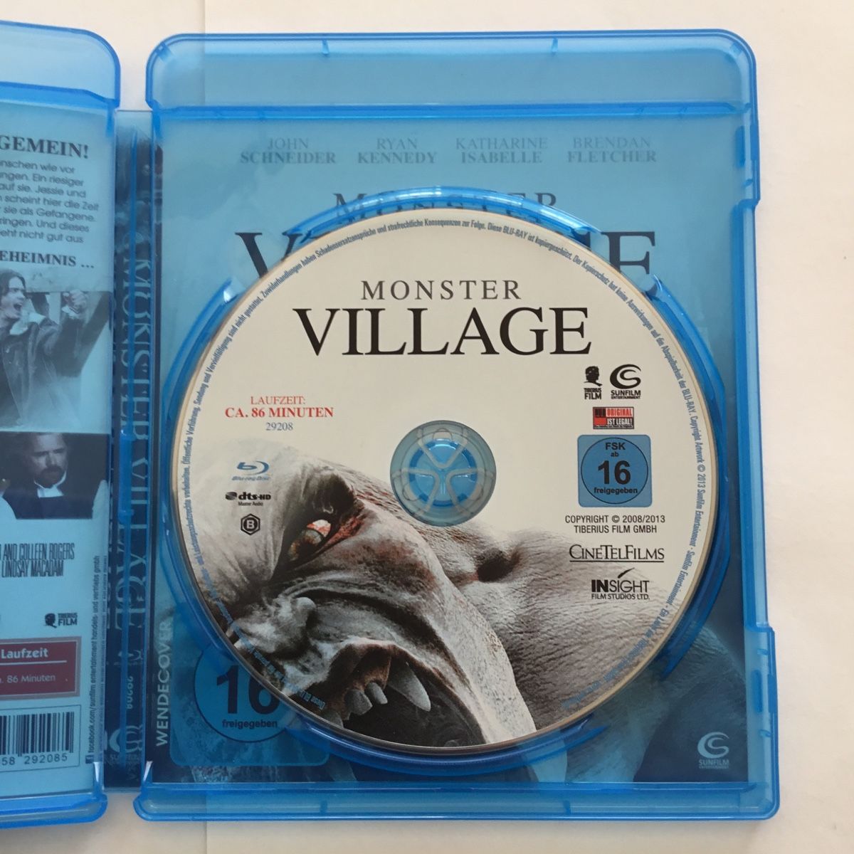 Alle DVDs: Monster Village Blu Ray - Neu Wertig – Neu (gemäss Beschreibung) aus Blauen von berlingo65 2