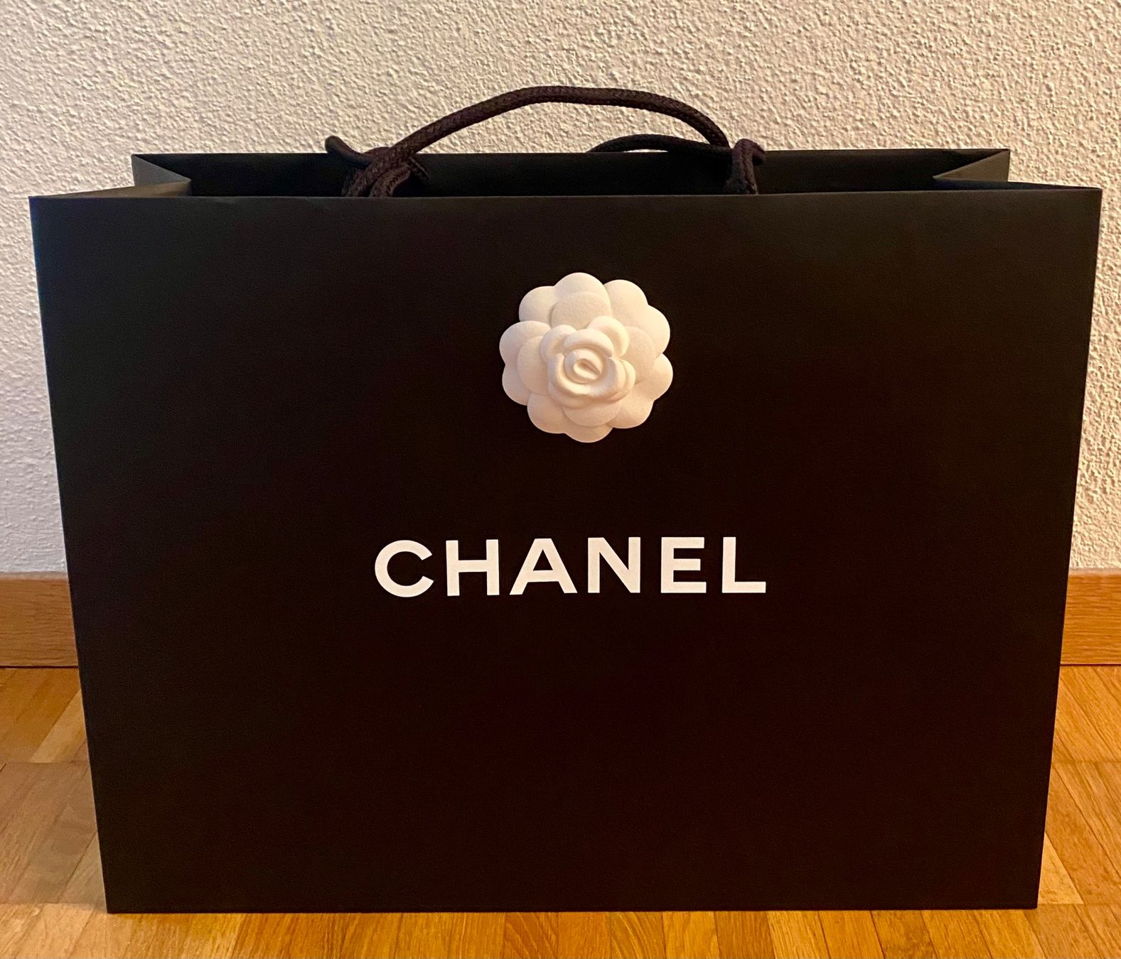 Sonstiger Schmuck: 3 Tüten von Dior, Chanel, Cartier – Neu (gemäss Beschreibung) aus Zürich von Maria2021 2
