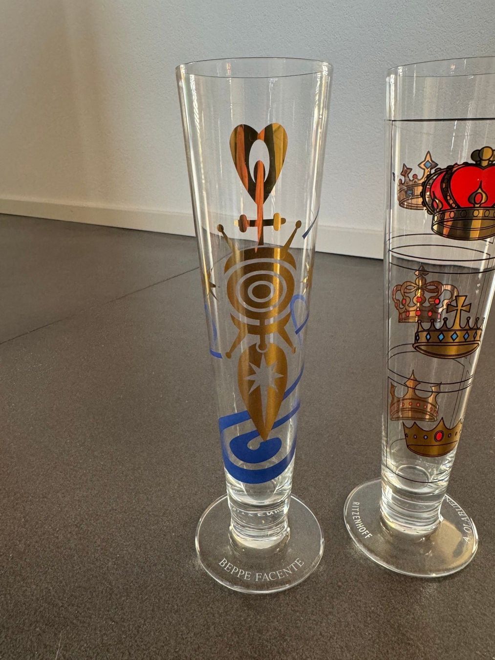 Ritzenhoff Bicchieri: Ritzenhoff Biergläser "Stange" 2 x A.OLABUEAGA+BEPPE FACENTE – Usato da Fribourg venduto da tschjoly 1