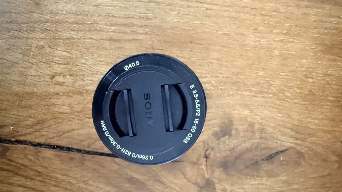 Sony Fotocamera: Sony Alpha 6000 Systemkamera guter Zustand – Usato da Buchrain venduto da Kindlein 5