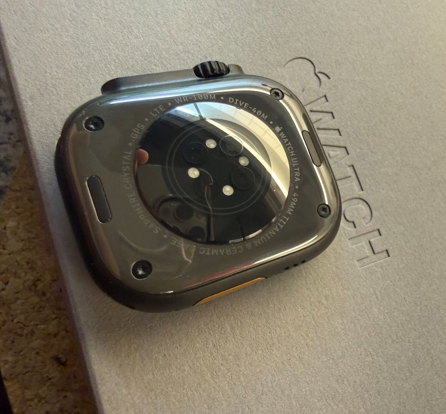 Apple Smartwatch: Apple Watch Ultra 2 Black Titanium, GPS + Cellular – Usato da Bellinzona venduto da nikita.webp 4