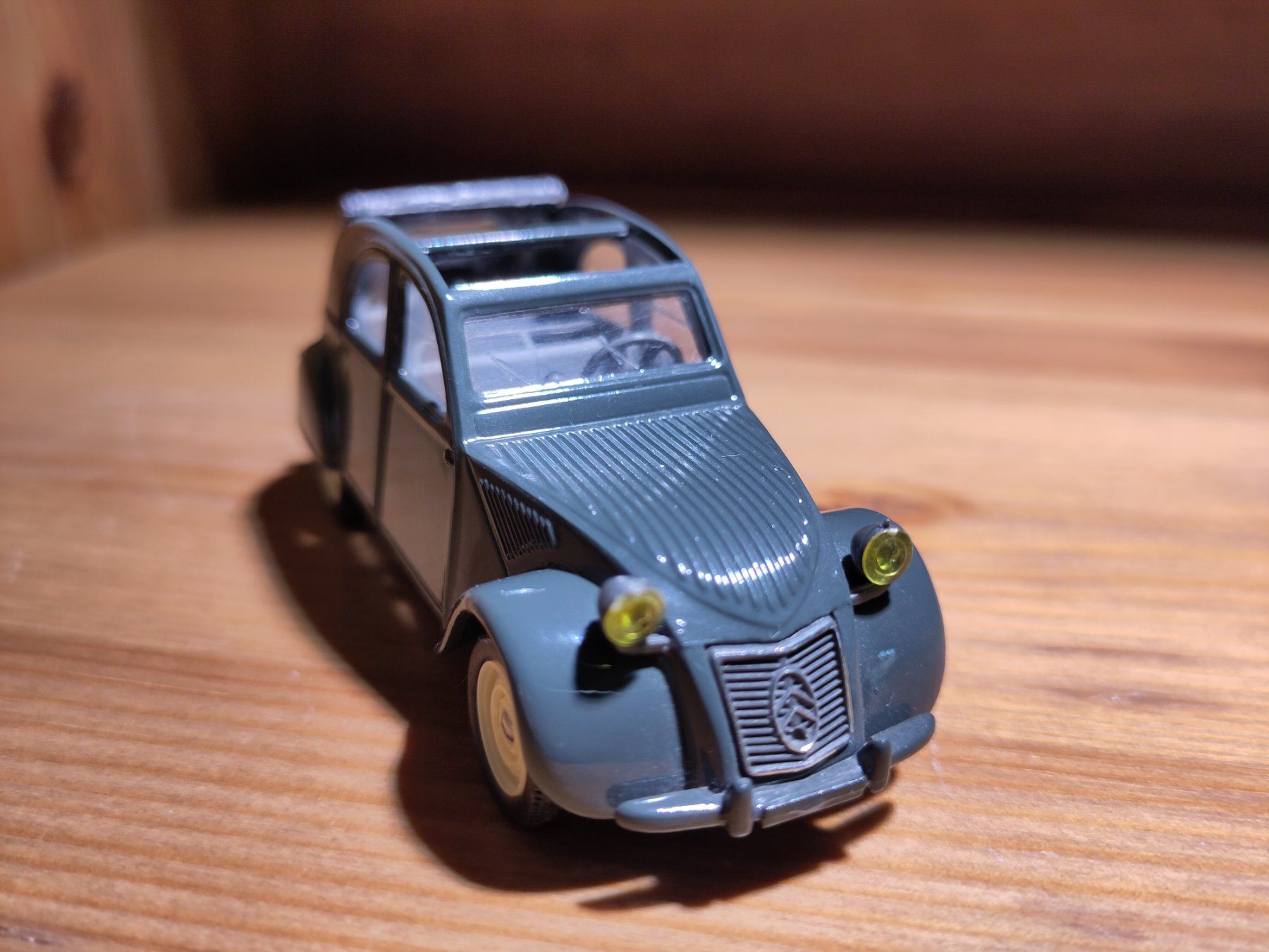 Vitesse Modellini d'auto: Modellauto Vitesse 2CV – Usato da Bülach venduto da Tiefschlaflos 1