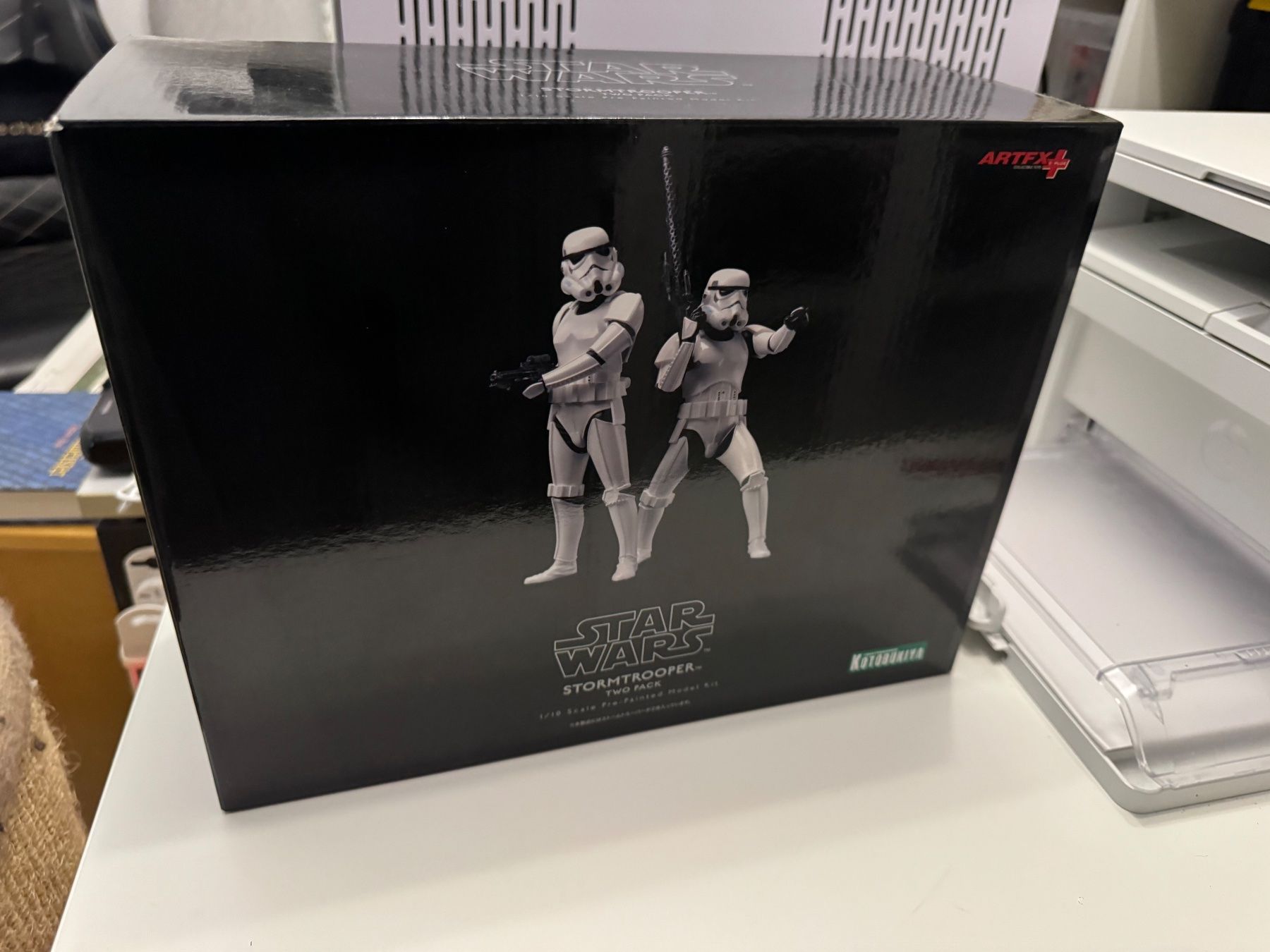 Star Wars Statuette: Star Wars Stormtrooper Kotobukiya Two Pack ArtFX+ Figur – Usato da Burgdorf venduto da Caradhras