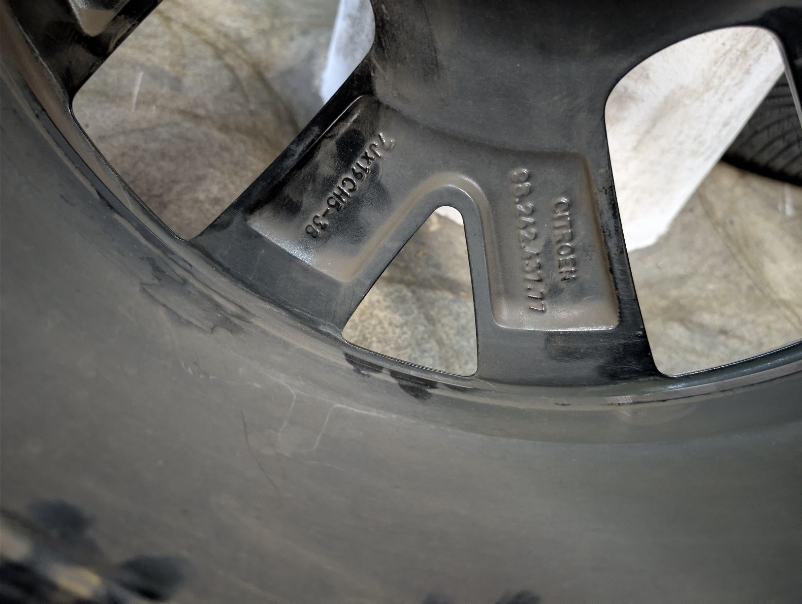 Cerchioni: Citroën Felgen  – Usato da Dürrenäsch venduto da Pneu-Idris 5