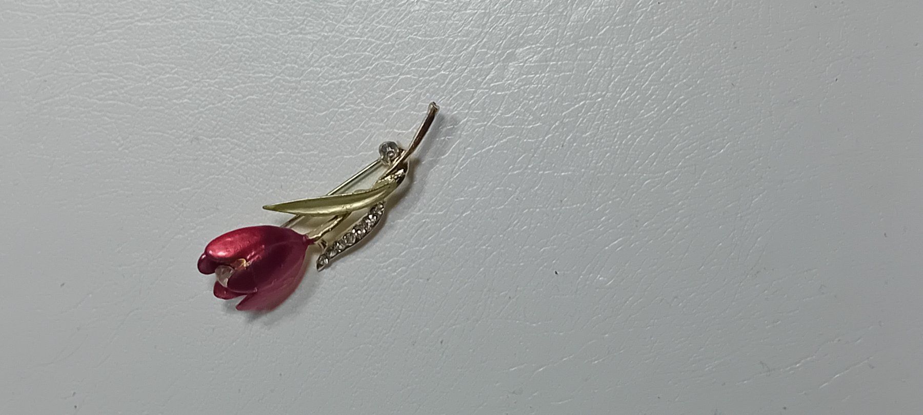 Broschen & Nadeln: modeschmuck,brosche,,mit kristall – Neu (gemäss Beschreibung) aus Basel von bij_5hqd 1