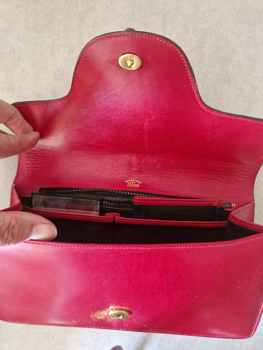 Gucci Borse da donna: Pochette Vintage Gucci, cuir rouge – Usato da Genève venduto da che_7ghr 4
