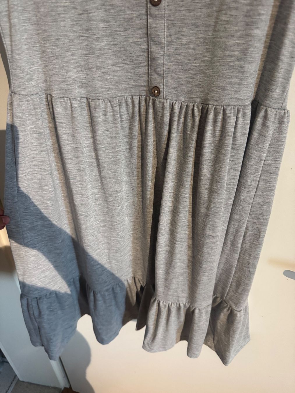 Kleider: Graues Sommerkleid Gr L – Gebraucht aus Künten von bel_6wn2 2