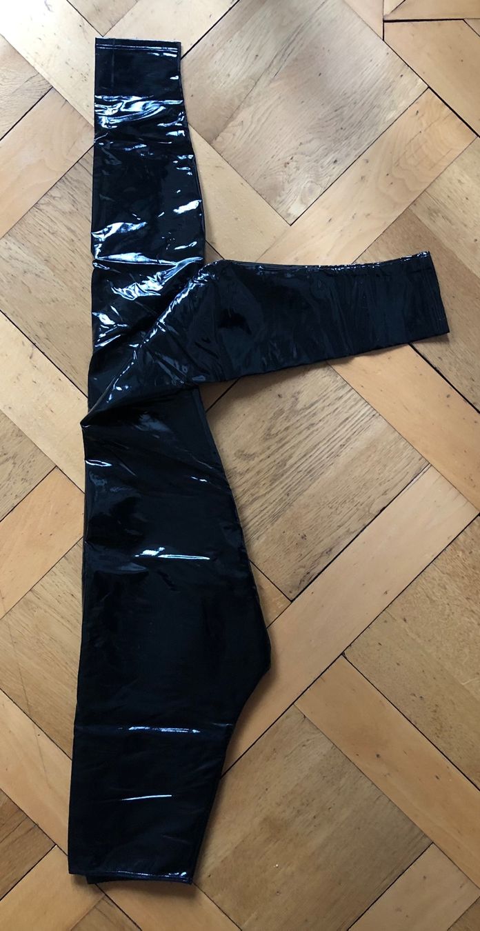 Leggings: Alexandre Vauthier legging Vinyle noir – Usato da Genève venduto da dachaw 3