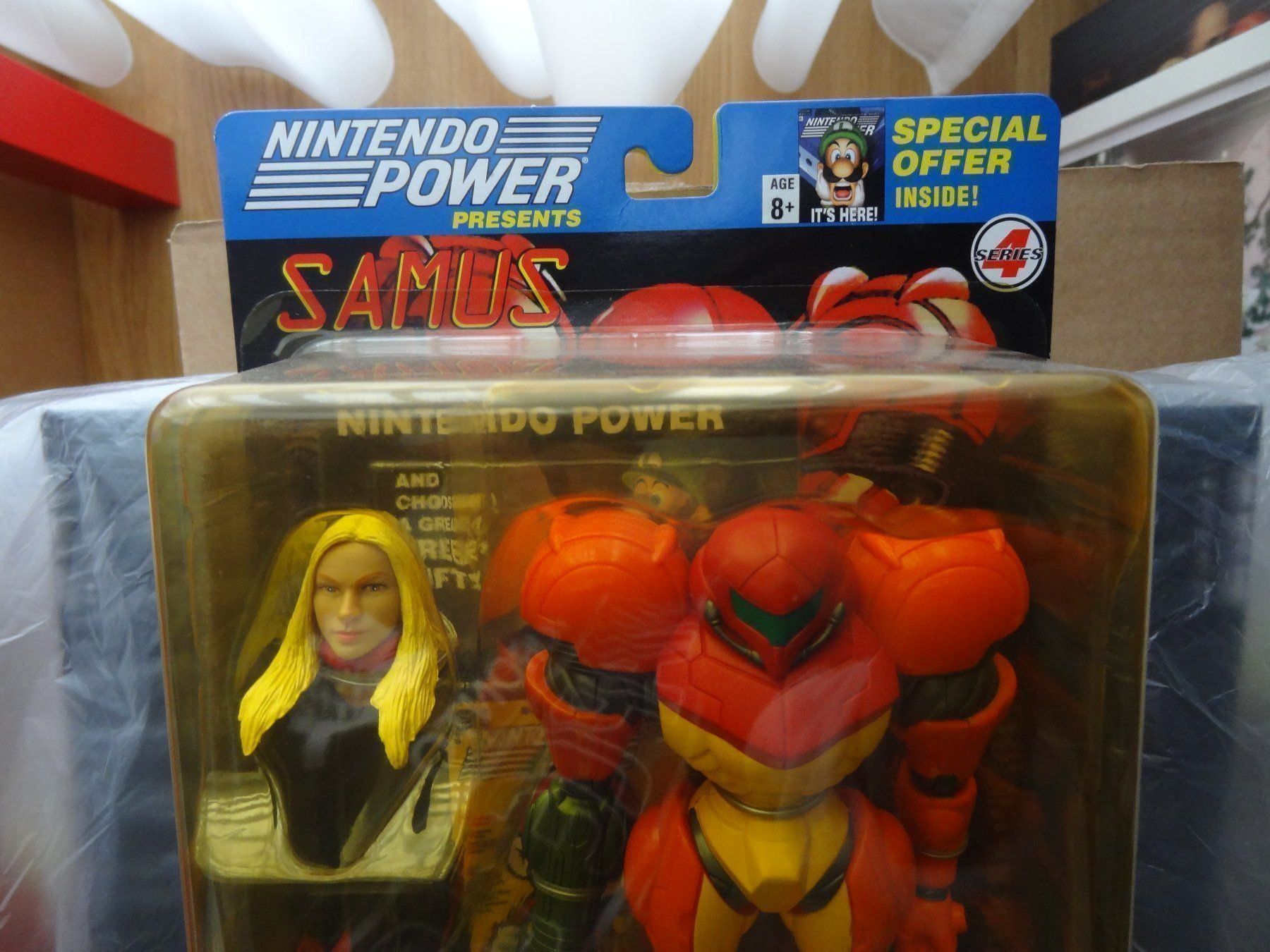 Nintendo Statuette: Nintendo Power METROID Samus Figur NEU – Nuovo e nell'imballaggio originale da Lyss venduto da Famicom 1