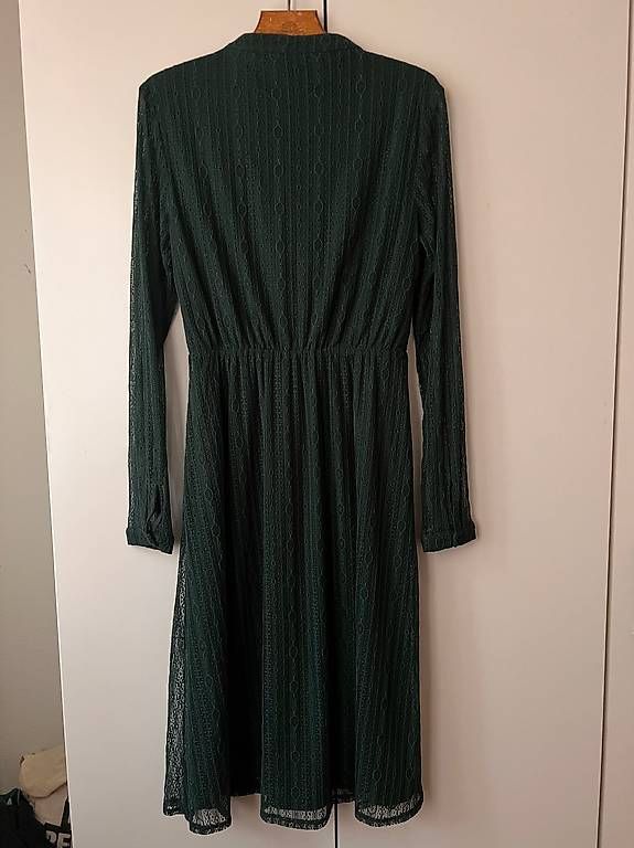 Kleider: Robe verte en dentelle, taille 38 – Gebraucht aus Lausanne von sugarplumfairy 4