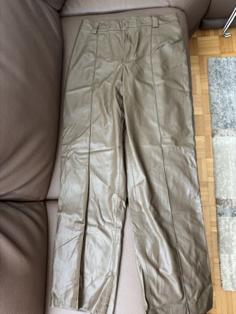 Zara Hose in Leder Optik, Beige, Gr. L, Top Zustand