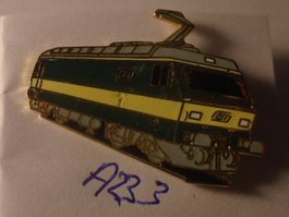 1 SBB Lokomotive Re 4/4 II  Pin (A233)