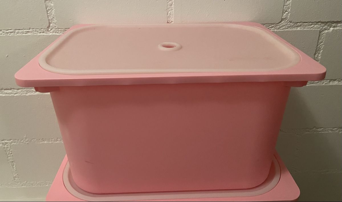 Ikea Contenitori & Simili: 8 TROFAST Boxen mit Deckel – Usato da Röschenz venduto da Kikis-Brocki 2