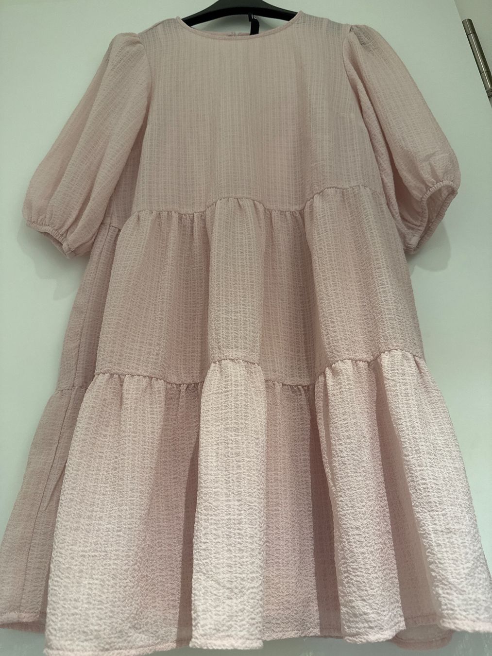 Kleider: Damen Kleid Grösse XS, H&M – Neu (gemäss Beschreibung) aus Amriswil von used2use 2