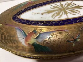 Phantastische handgemalte Porzellan Dose mit Bronze Montur