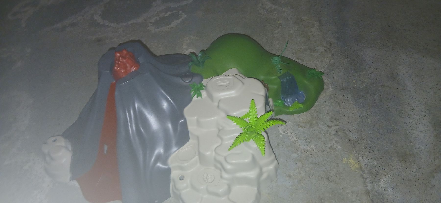 Playmobil Giocattoli: Vulkan von Playmobil – Usato da Aristau venduto da Manufisch0