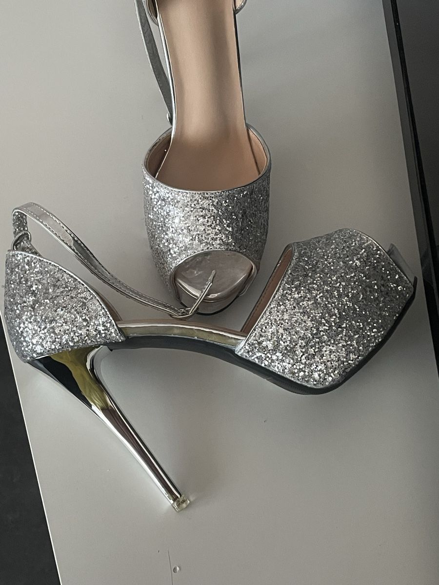 Chaussures femmes: Schuhe – Neuf (Voir description) à Gossau ZH par Lavinia07 2