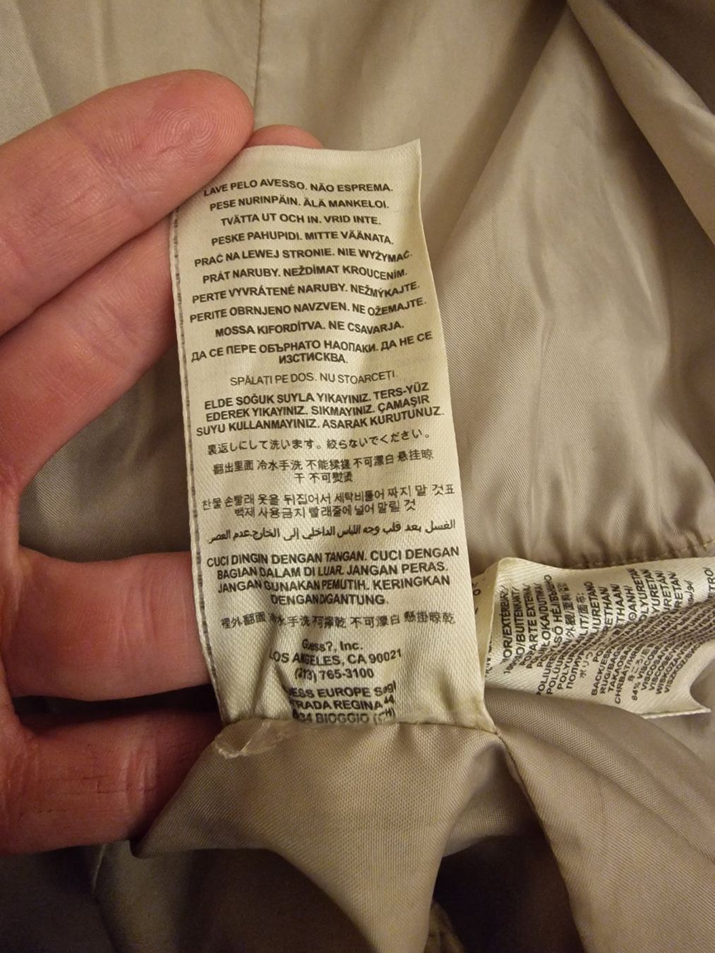 Guess Jacken: Guess Damen Jacke, beige, Gr. M – Neu (gemäss Beschreibung) aus Wädenswil von Gabinomi 5