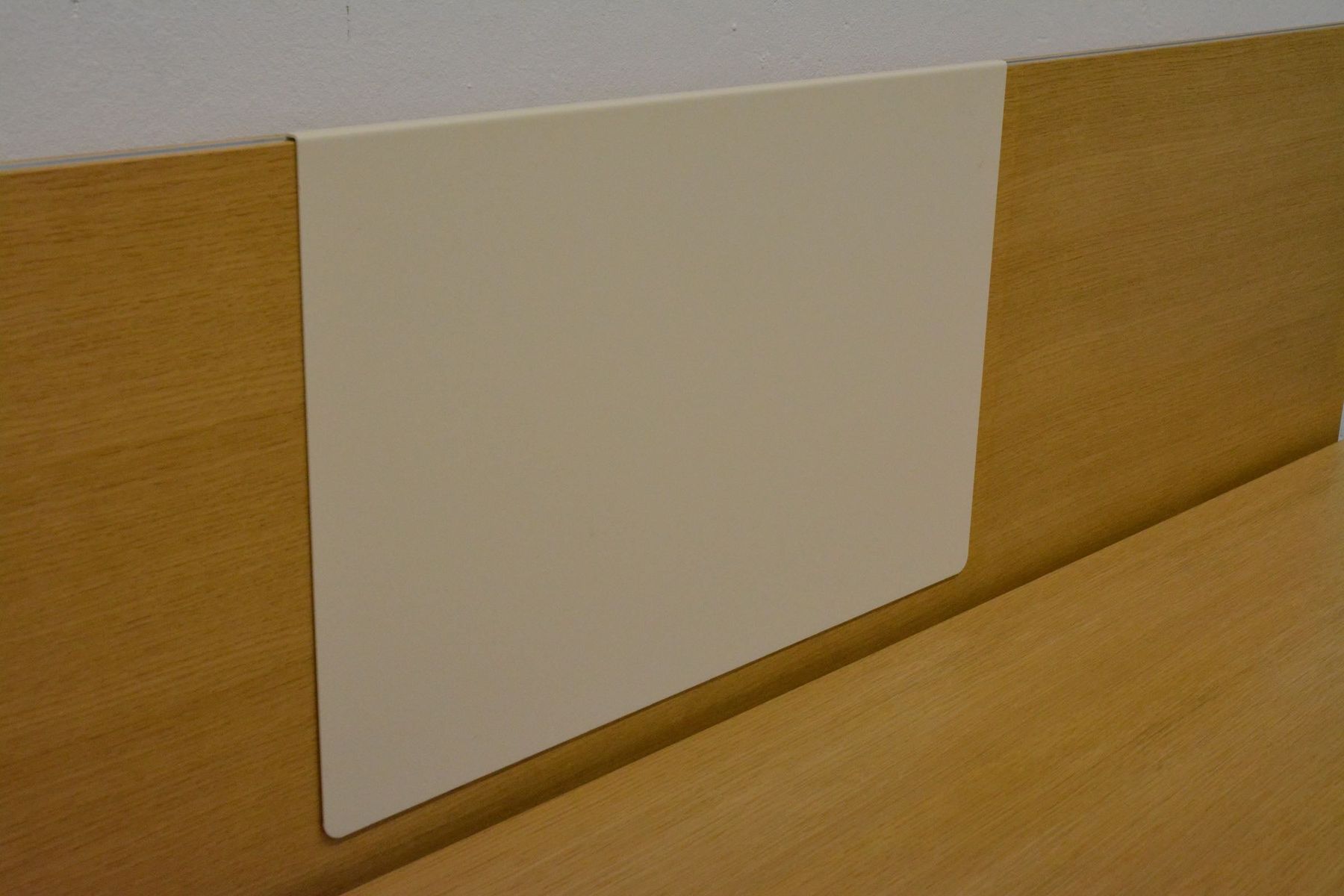 Piatti di portata: Lista Office LO One Magnetwand Perlweiss – Usato da Schönenwerd venduto da mcofficeshop 1