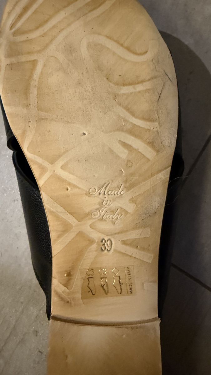 Chaussures femmes: Sommerschuhe schwarz – Neuf (Voir description) à oberwangen b.bern par sar_5v6q 2