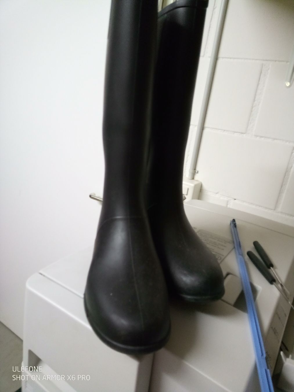 Decathlon Chaussures garçon: Reitstiefel Gr. 35 – D'occasion à Volketswil par Car1 1